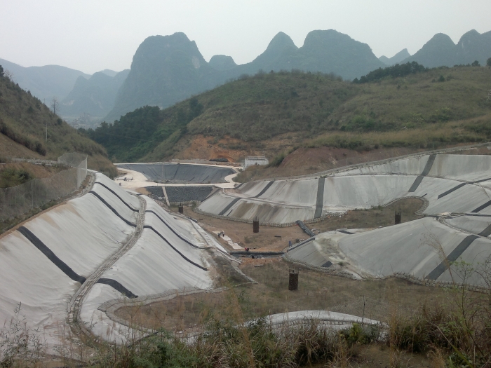 飞灰填埋场防渗 垃圾焚烧飞灰固化填埋土工膜